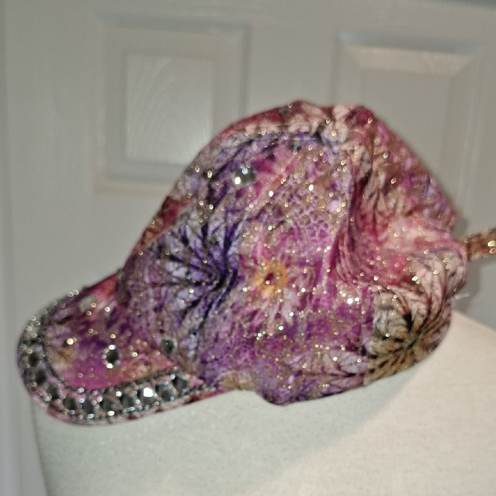 Designer FRANCE CLASSICAL FASHIONABLE Embellished Pink Cap 1 Size Fit All - Picture 14 of 16